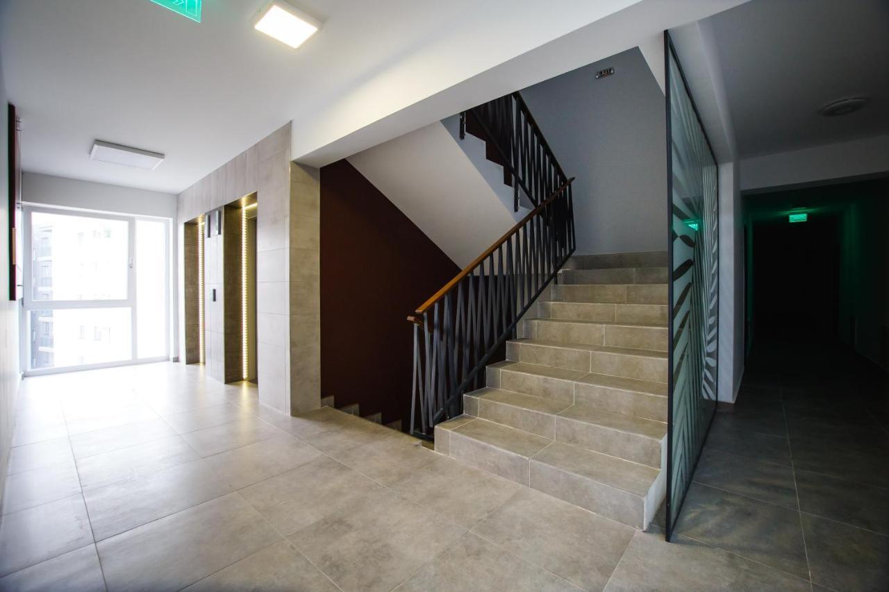 Pinkwood Harmony Appartement Oradea Buitenkant foto