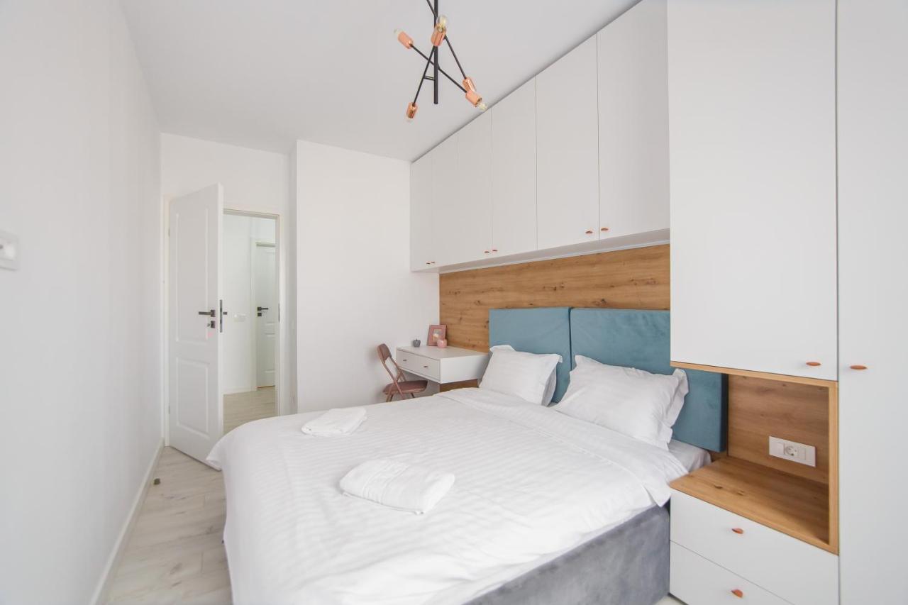 Pinkwood Harmony Appartement Oradea Buitenkant foto